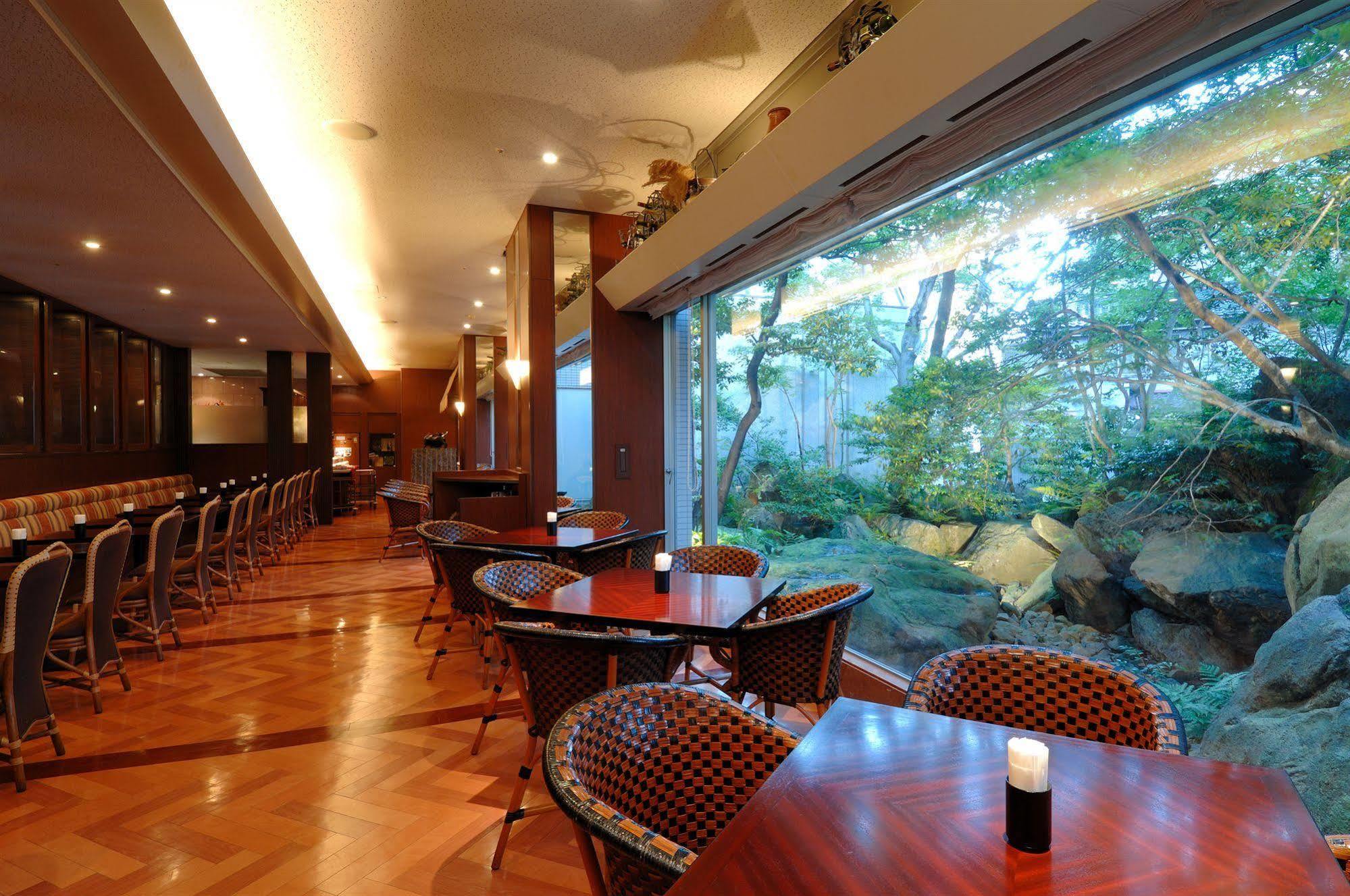 Kanazawa Manten Hotel Ekimae Exteriör bild